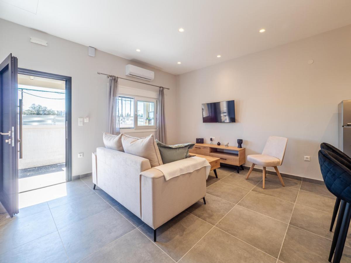 M&K - Maria'S Stylish Apartment Near Alykes Beach Corfu  Εξωτερικό φωτογραφία