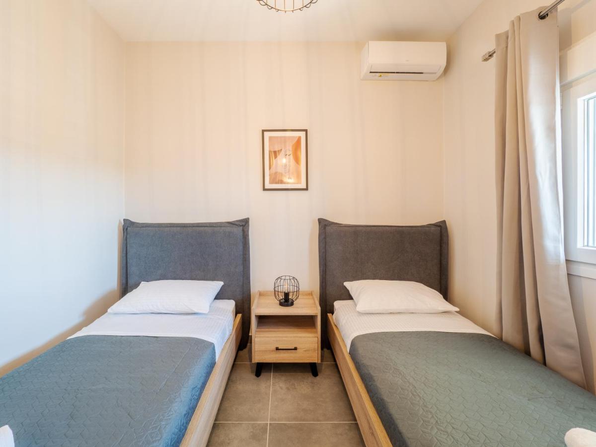 M&K - Maria'S Stylish Apartment Near Alykes Beach Corfu  Εξωτερικό φωτογραφία