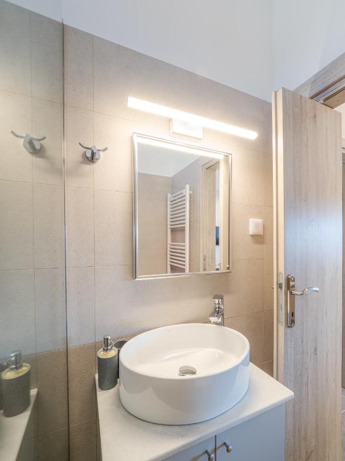 M&K - Maria'S Stylish Apartment Near Alykes Beach Corfu  Εξωτερικό φωτογραφία