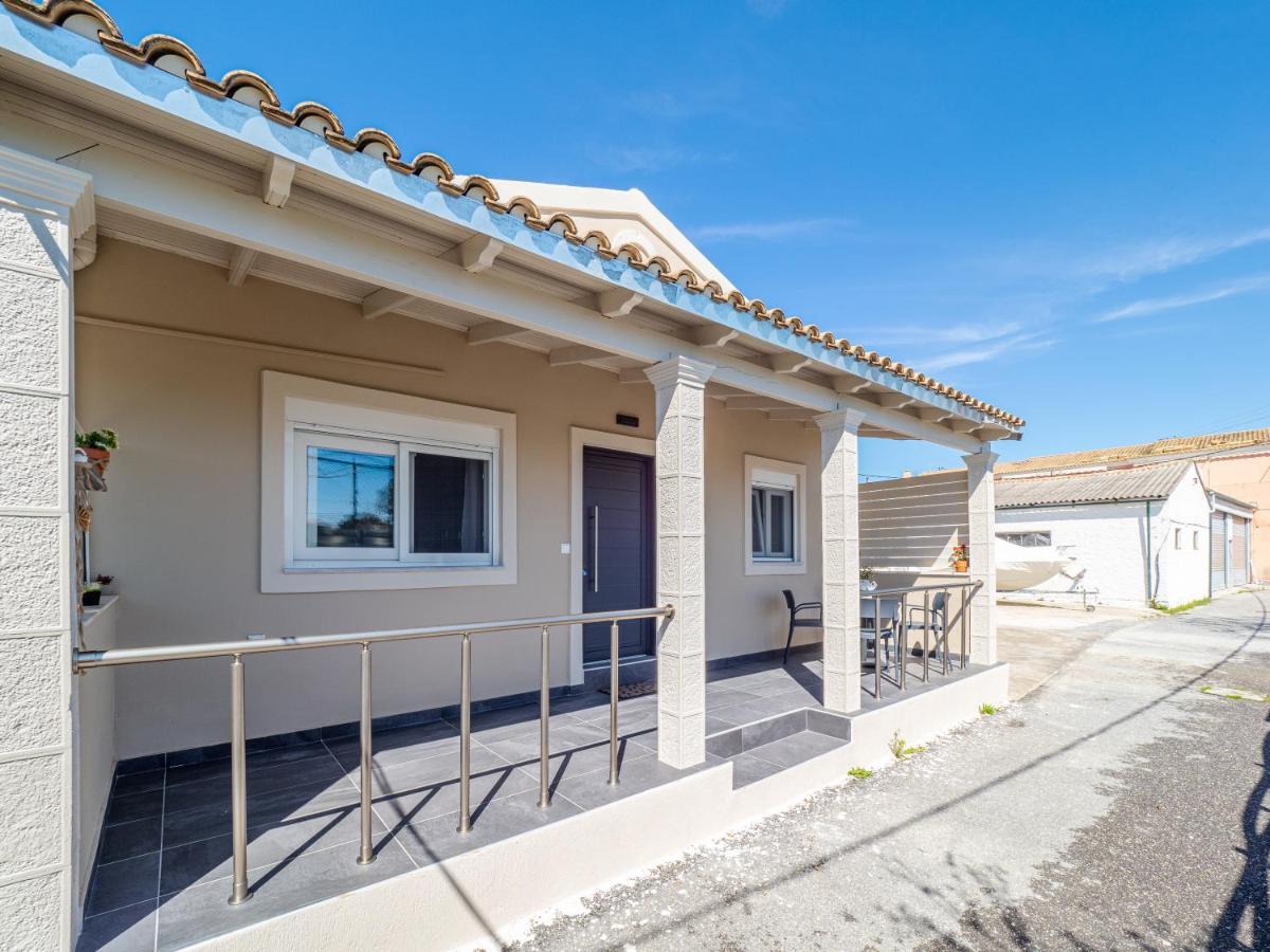 M&K - Maria'S Stylish Apartment Near Alykes Beach Corfu  Εξωτερικό φωτογραφία