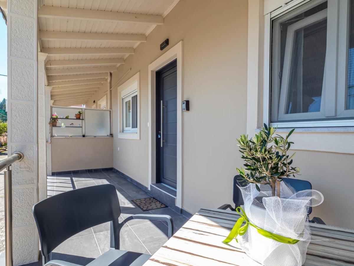 M&K - Maria'S Stylish Apartment Near Alykes Beach Corfu  Εξωτερικό φωτογραφία