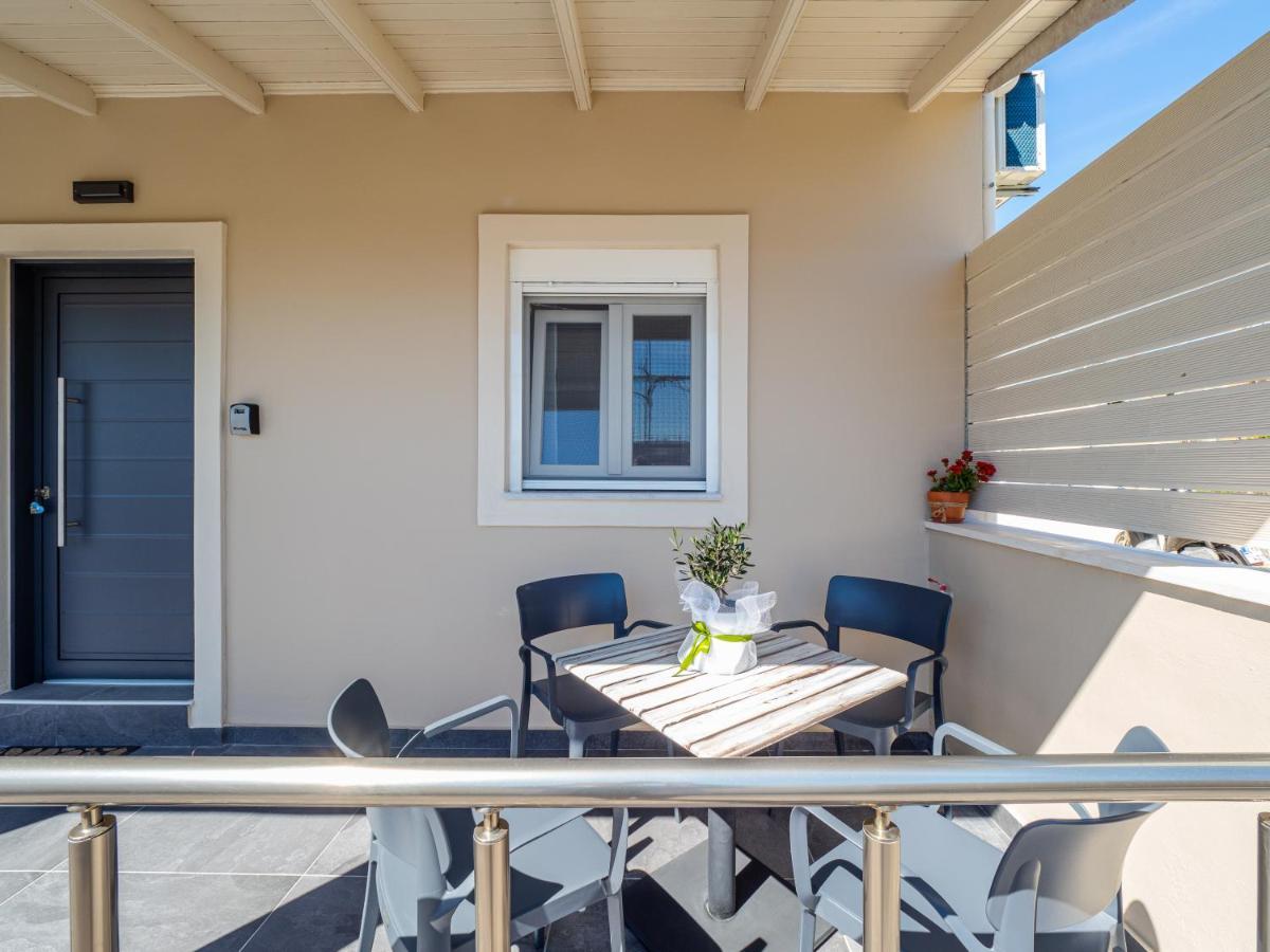 M&K - Maria'S Stylish Apartment Near Alykes Beach Corfu  Εξωτερικό φωτογραφία