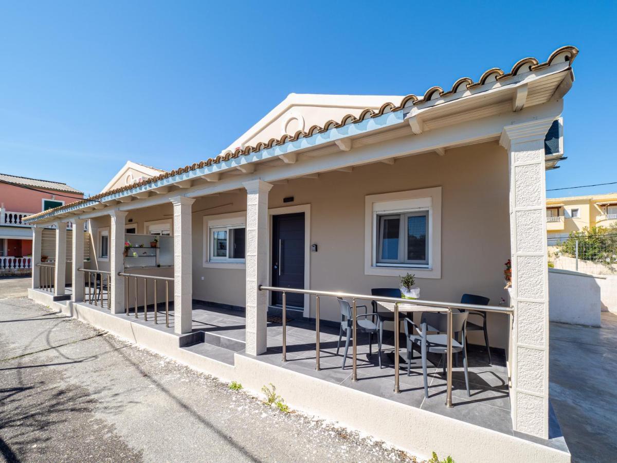M&K - Maria'S Stylish Apartment Near Alykes Beach Corfu  Εξωτερικό φωτογραφία