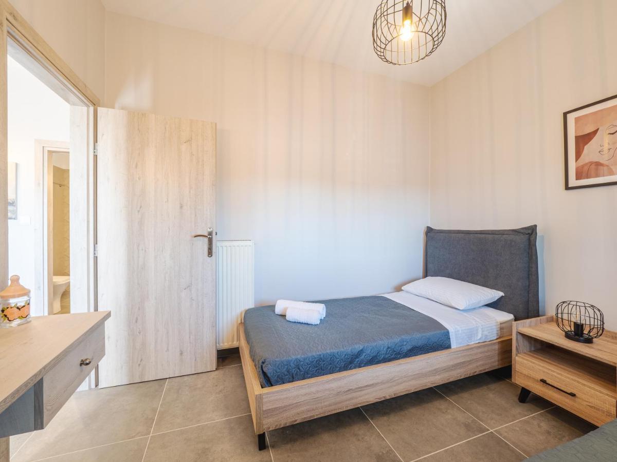 M&K - Maria'S Stylish Apartment Near Alykes Beach Corfu  Εξωτερικό φωτογραφία